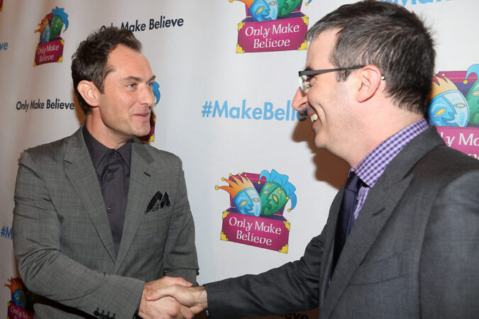 Jude Law__John Oliver_glikas (5)_Only_Make_Believe_2016_31_HR