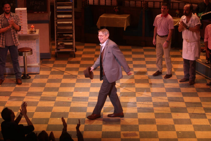 Jason Mraz_First_Curtain_Call_Waitress_2017_John Cullum_HR