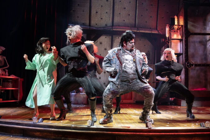 photos-luke-evans-juliette-lewis-more-in-the-rocky-horror-show
