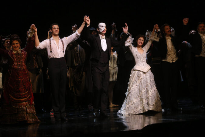 Phantom_of_the_Opera_12000_Performances_10_HR