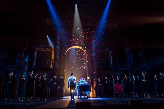 Evita_Production_Photos_Studio_Tenn_Theatre_Company_2016_Ben_Crawford_Eden_Espinosa_Ensemble_01_HR