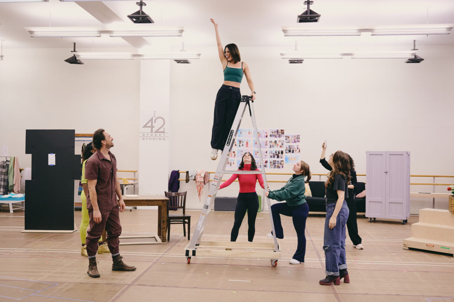 Photos: In the Rehearsal Room With Beaches on Broadway | Playbill