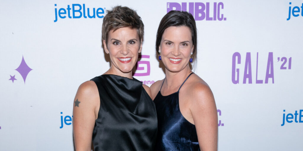 Broadway Veteran Jenn Colella Engaged to Partner Mo Mullen | Playbill