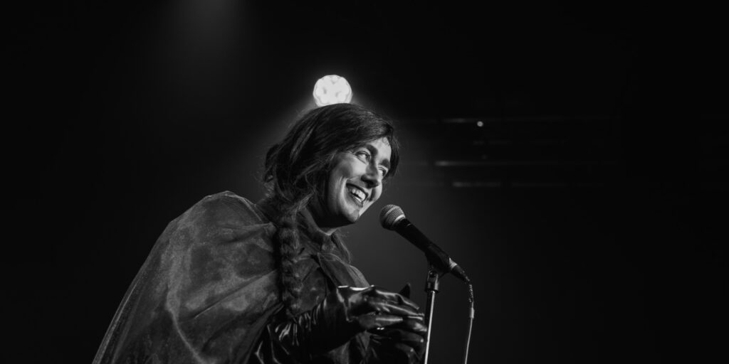 Playbill Pick: Tim Murray Is Witches At the Edinburgh Festival Fringe - Vimarsana News