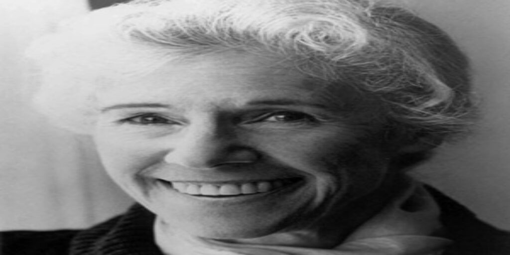 Tony Winner Frances Sternhagen Dies at 93 - Vimarsana News
