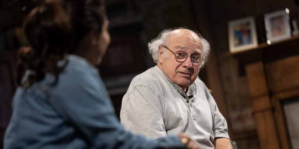 Photos: Get a 1st Look at I Need That on Broadway, Starring Danny DeVito - Vimarsana News