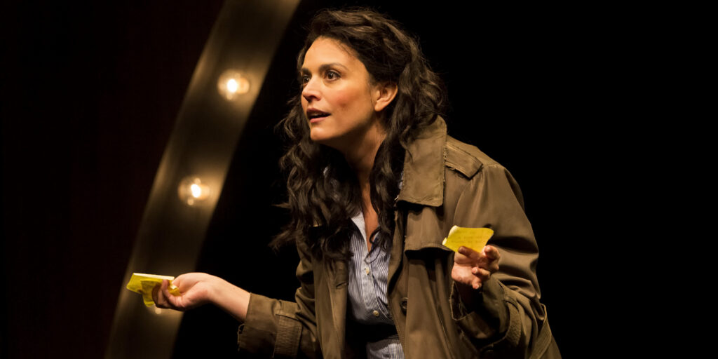 See Emmy Nominee Cecily Strong Take the Stage in Los Angeles Run of The Search for Signs of Intelligent Life in the Universe - Vimarsana News