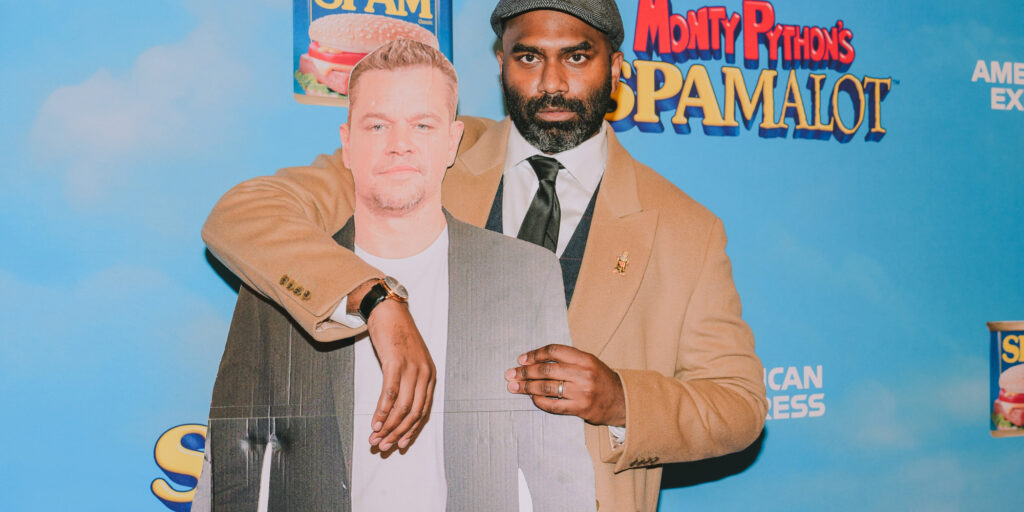 On the Red Carpet: The Cast of Spamalot Amp Up the Comedy on Opening Night - Vimarsana News