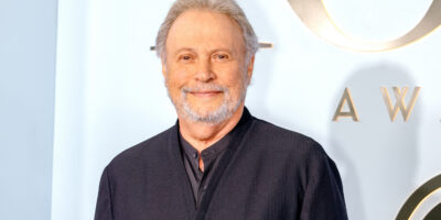 Billy Crystal Announces Broadway Dates for New Solo Show '860'