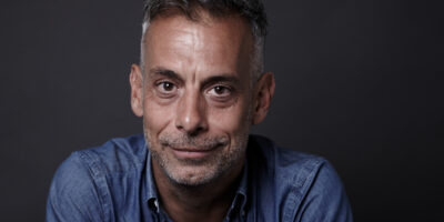 Joe Mantello Earns Third Tony Award for Directing "Death of a Salesman"
