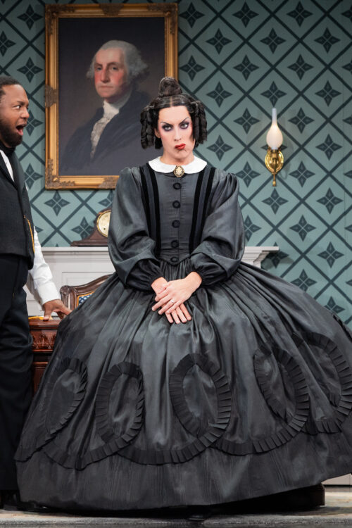 Photos: Get a 1st Look at the National Tour of Oh, Mary!, Starring