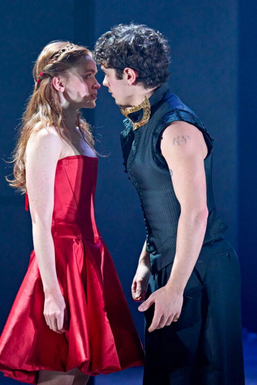 Romeo & Juliet West End Production Photos 2026 Sadie Sink and Noah Jupe HR