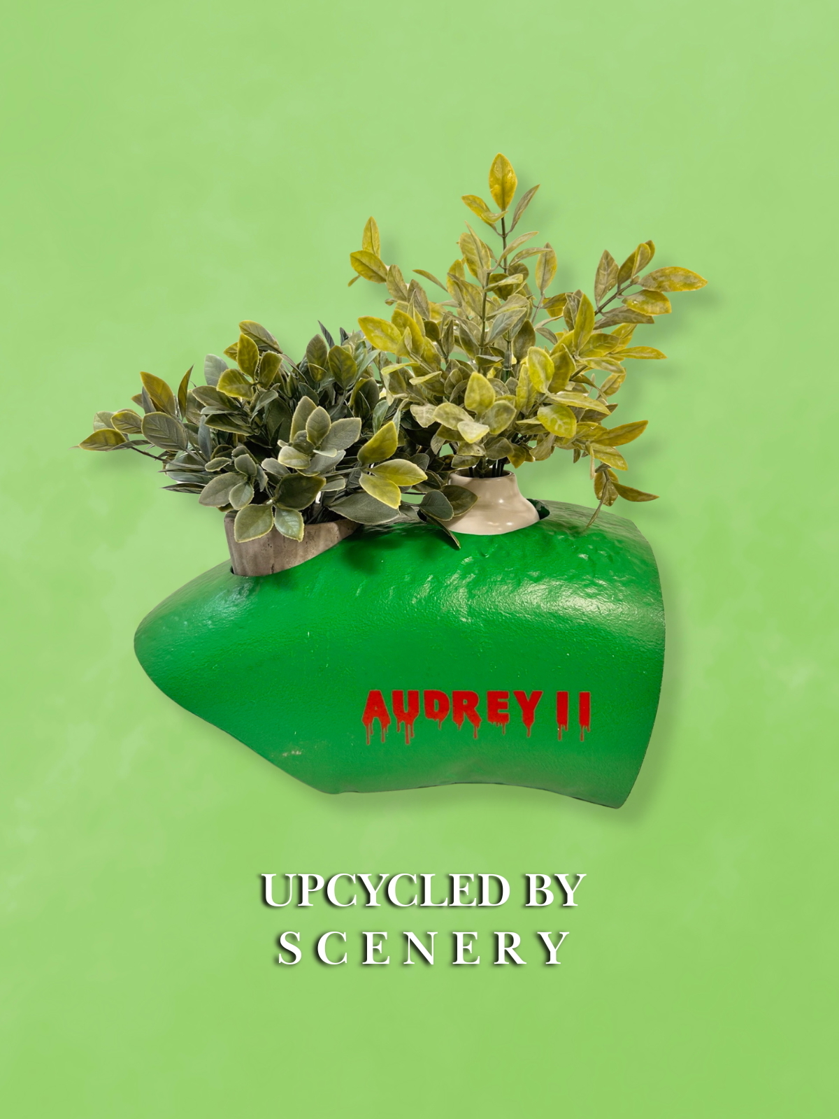 Photos: Scenery Bags Transforms Little Shop of Horrors' Audrey II