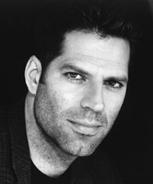 Christopher Innvar (Performer)