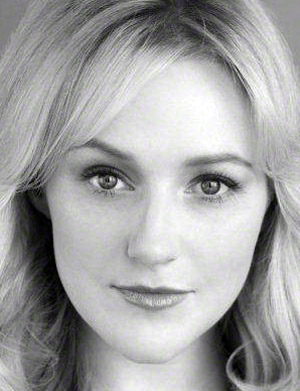 Betsy Wolfe (Performer)