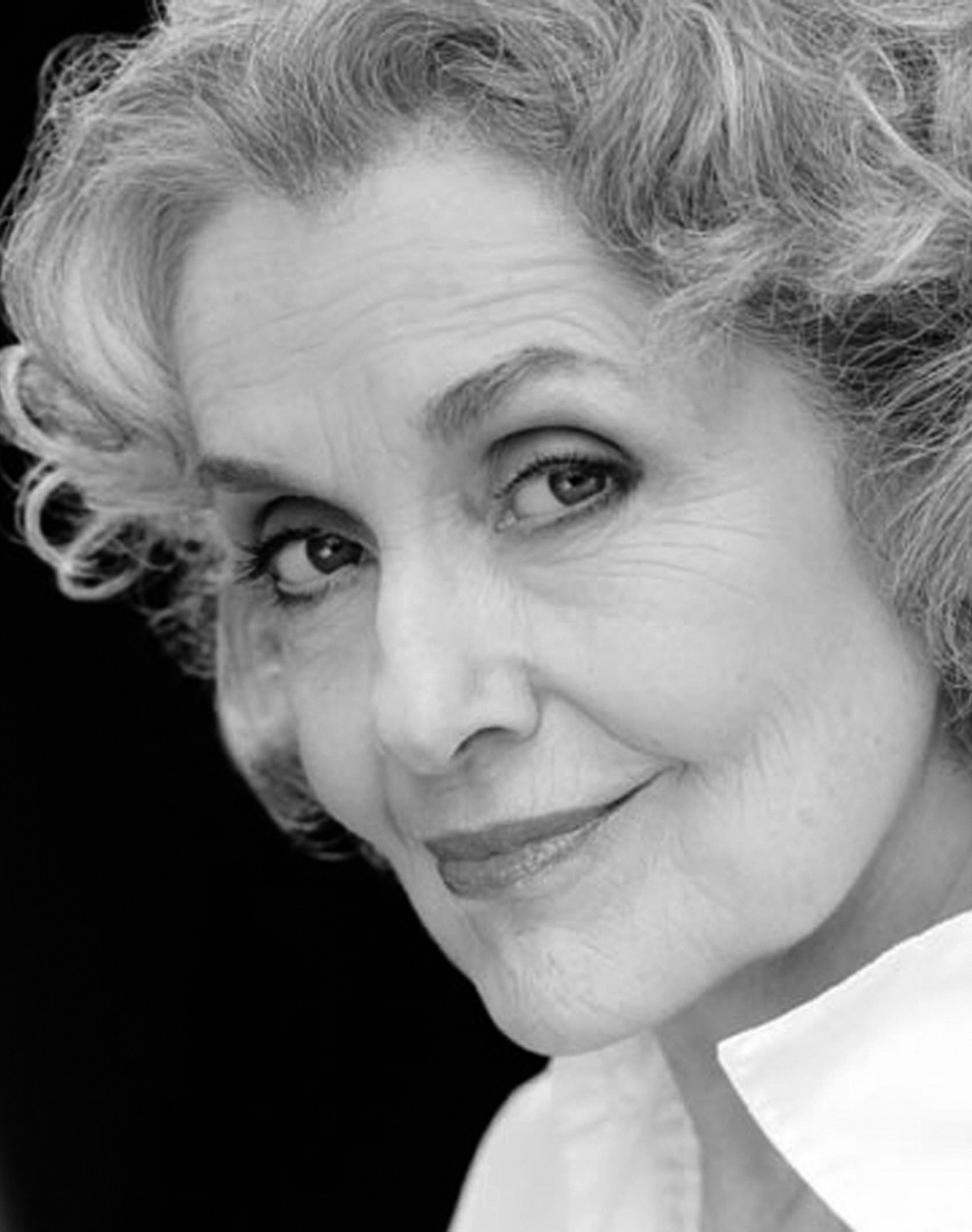 Mary Beth Peil - 9056