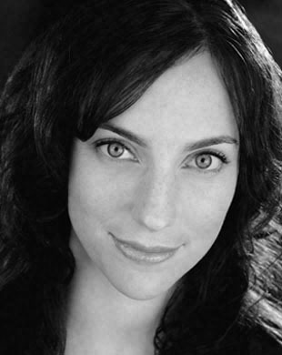 Laura Shoop (Performer)