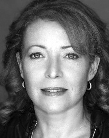 Elizabeth Canavan (Performer)