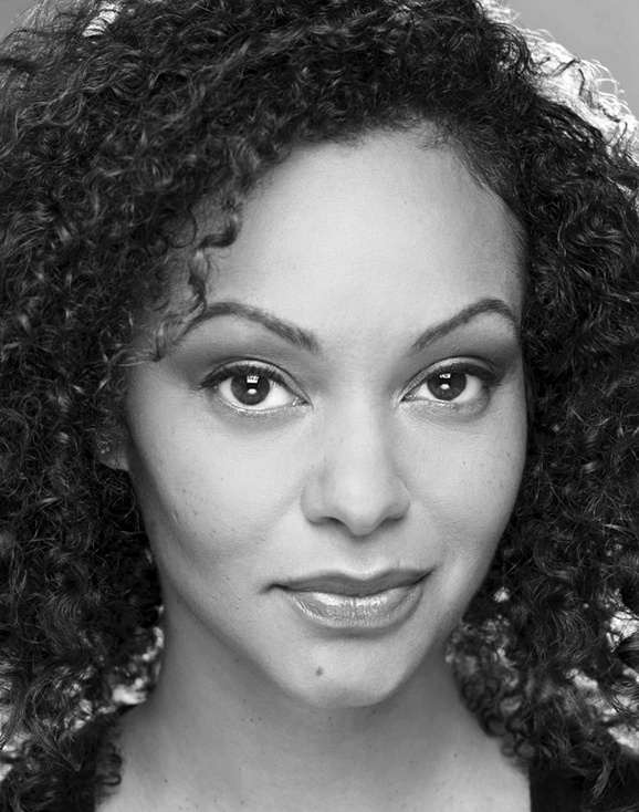 Tia Altinay (Performer)