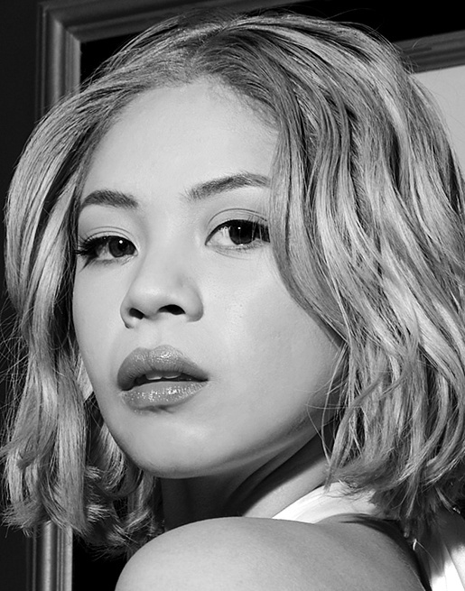 Eva Noblezada (Performer)