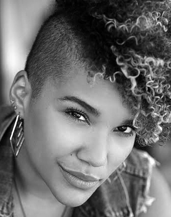 Emmy Raver-Lampman (Performer)