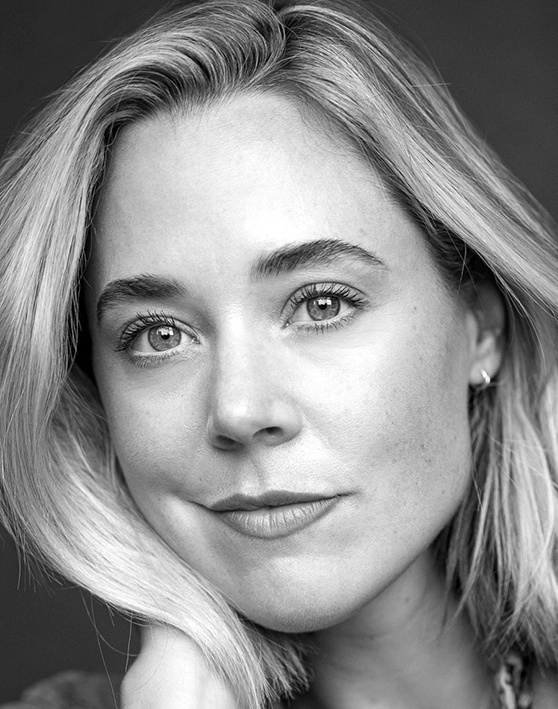 Erika Henningsen (Performer)