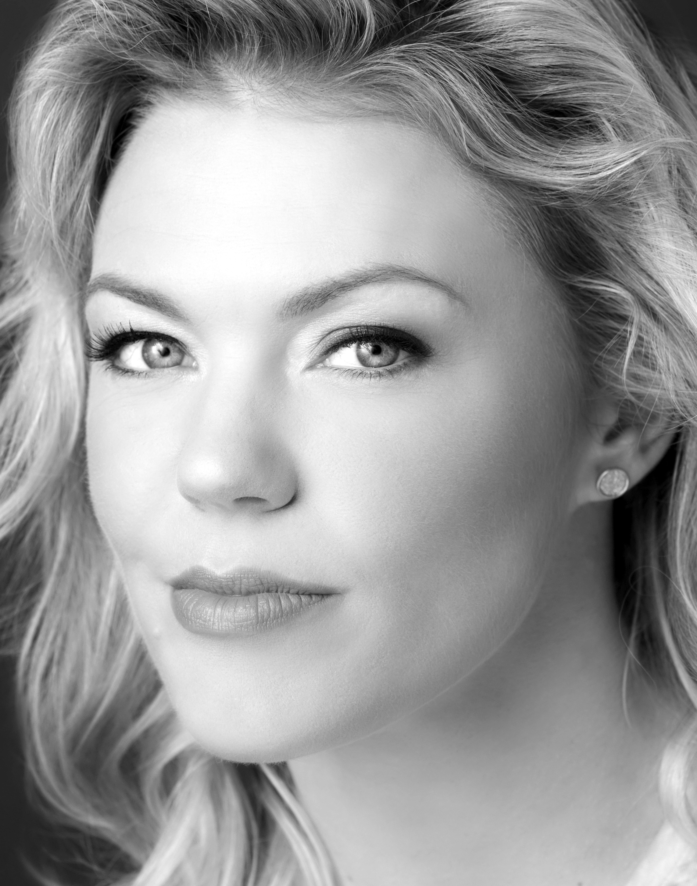 Robyn Hurder (Performer)