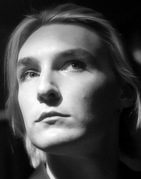 Peter Smith (Performer)