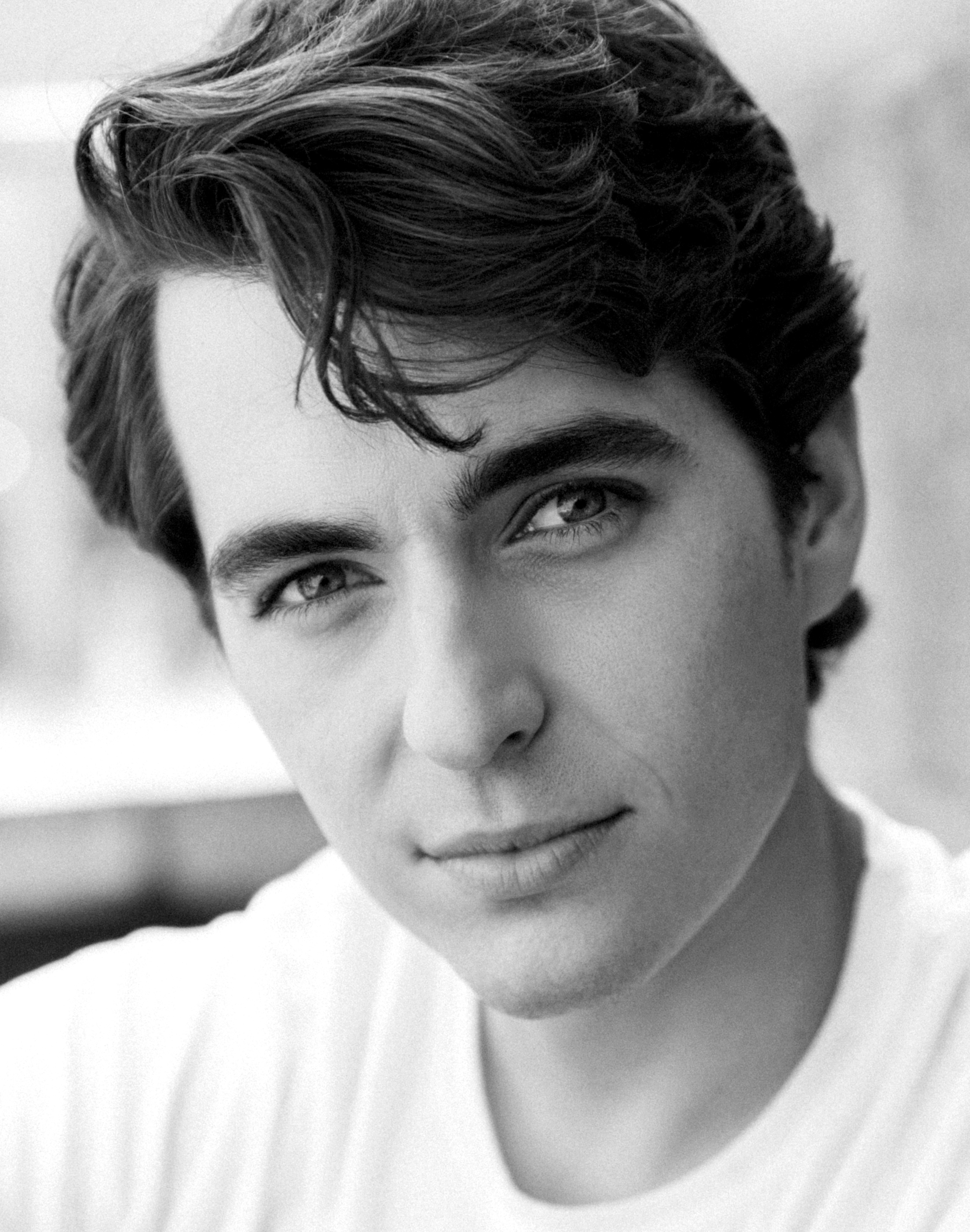 Kyle Selig (Performer)