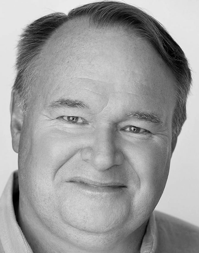 Tom McGowan (Performer)