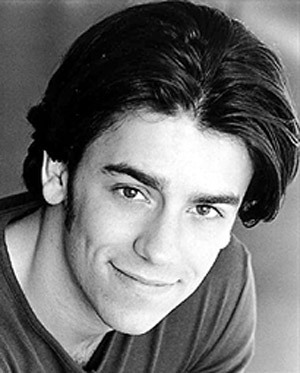 Clyde Alves (Performer)