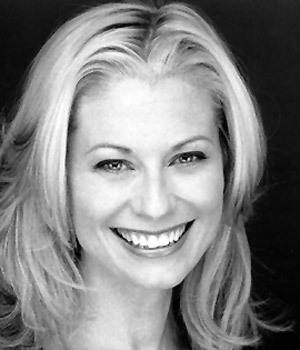 Angela Pierce (Performer)