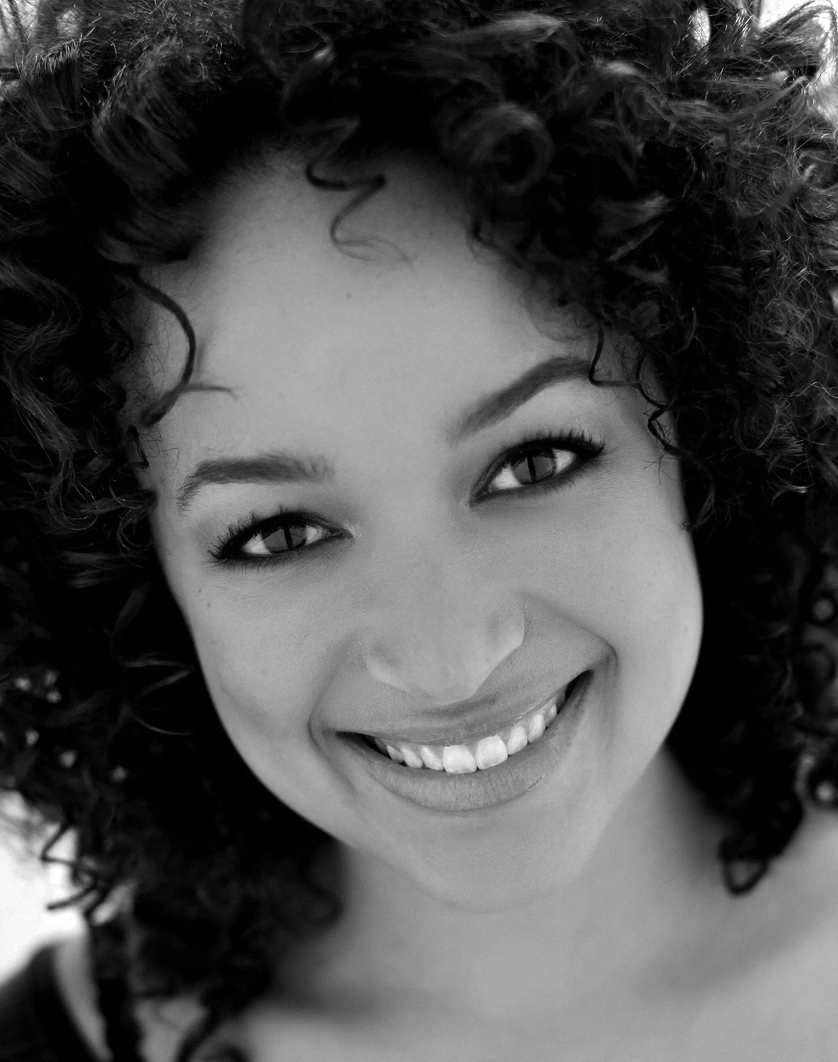 Olivia Puckett (Performer)