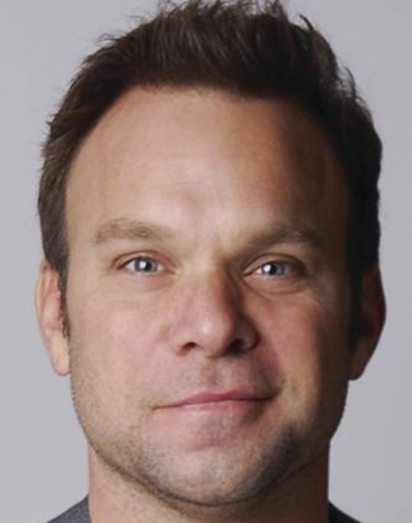 Norbert Leo Butz (Performer)